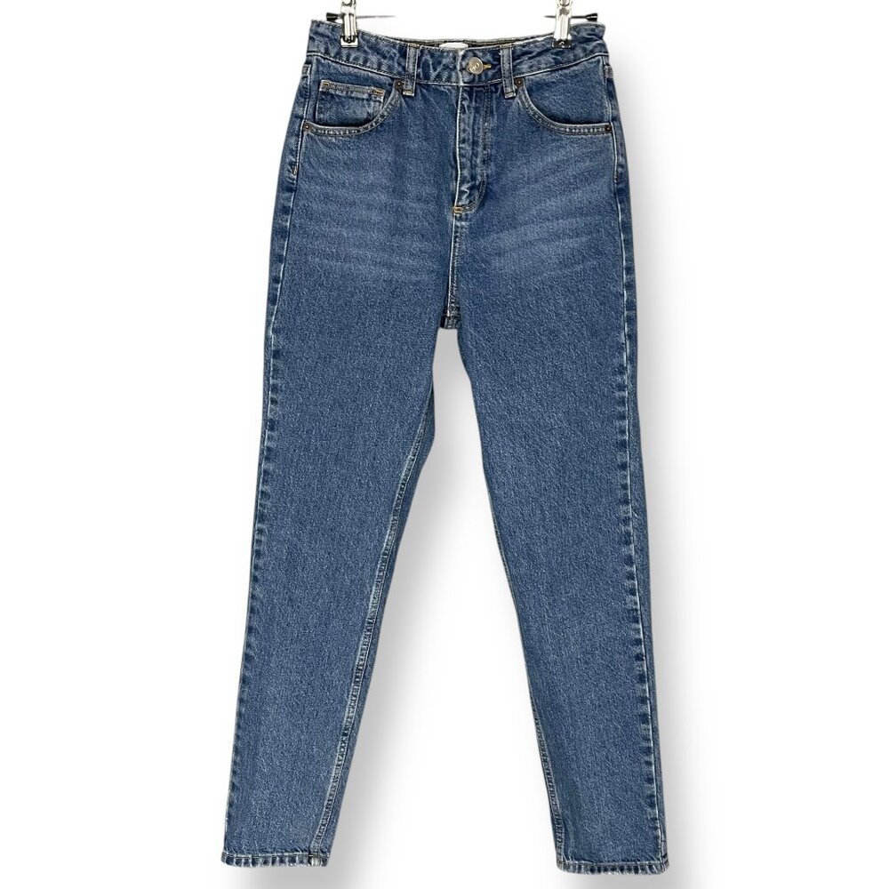 BDG Mom Jeans Medium Wash Size 27/32 Tapered Leg Whiskering 100% Cotton Women